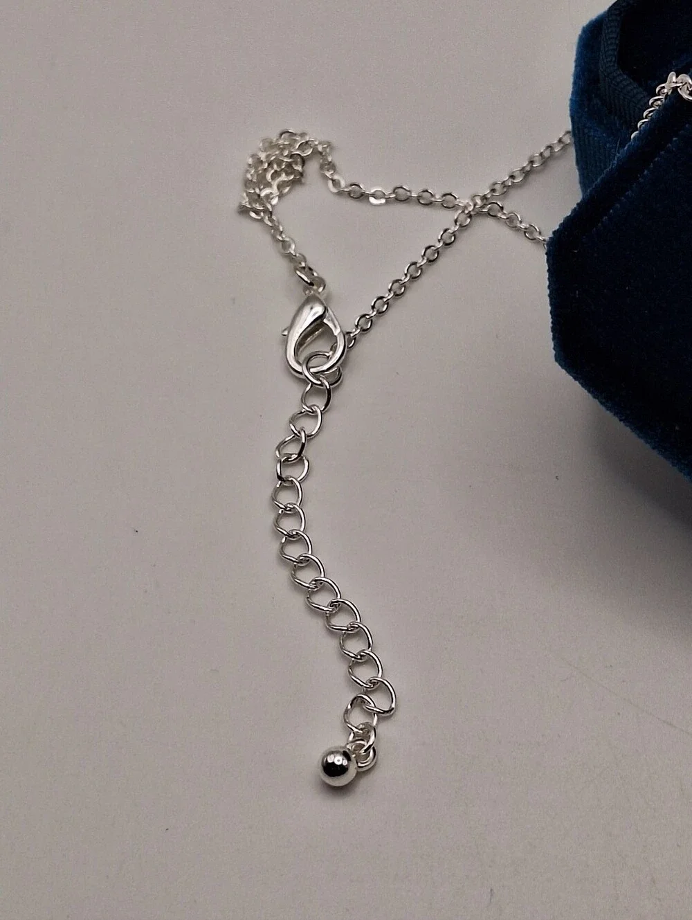 Swarovski NWT Purple Teardrop Crystal Silver Tone Pendant Necklace